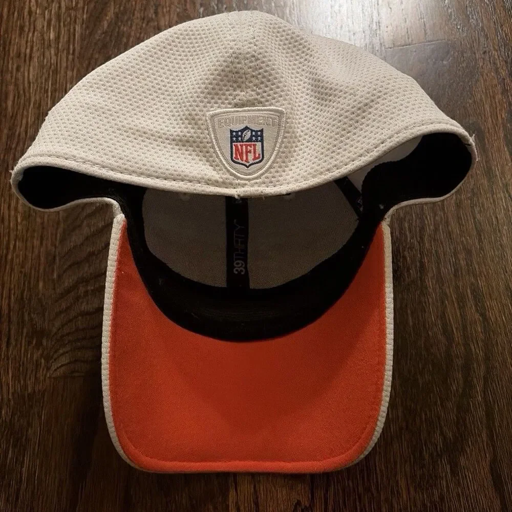New Era NFL Cleveland Browns Training Camp Thirty Nine Thirty  Cap Med/Large